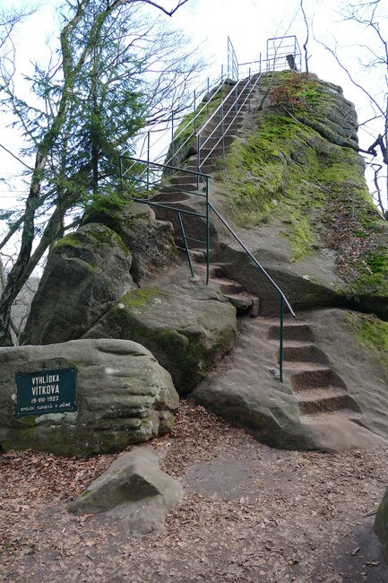 Šikmá věž v Prachovských skalách